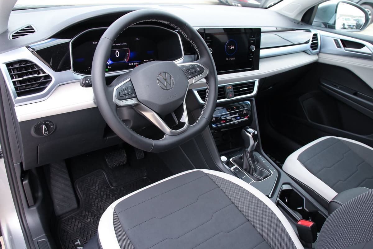 2026 Volkswagen Taos - Image 8