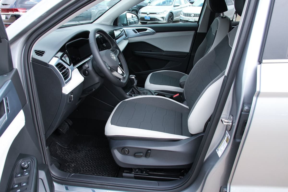 2026 Volkswagen Taos - Image 9