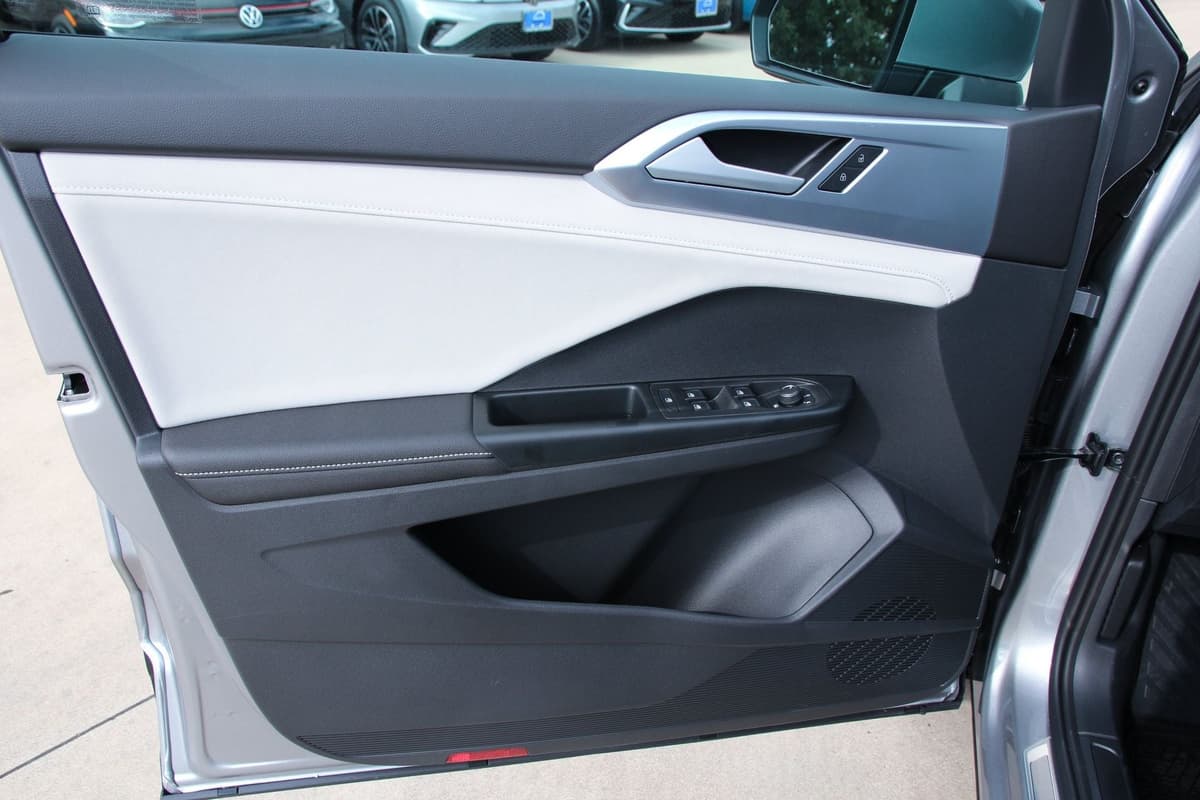 2026 Volkswagen Taos - Image 11