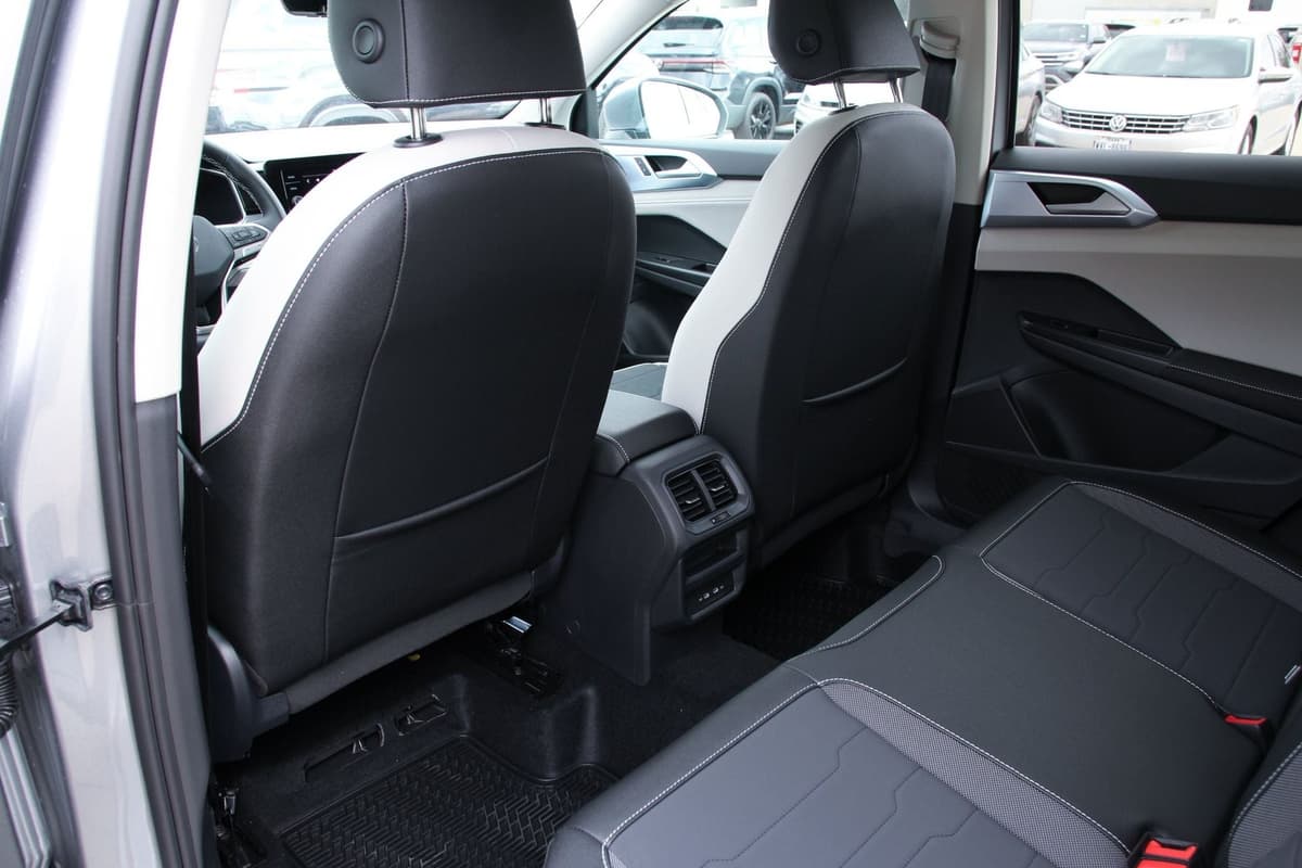 2026 Volkswagen Taos - Image 24