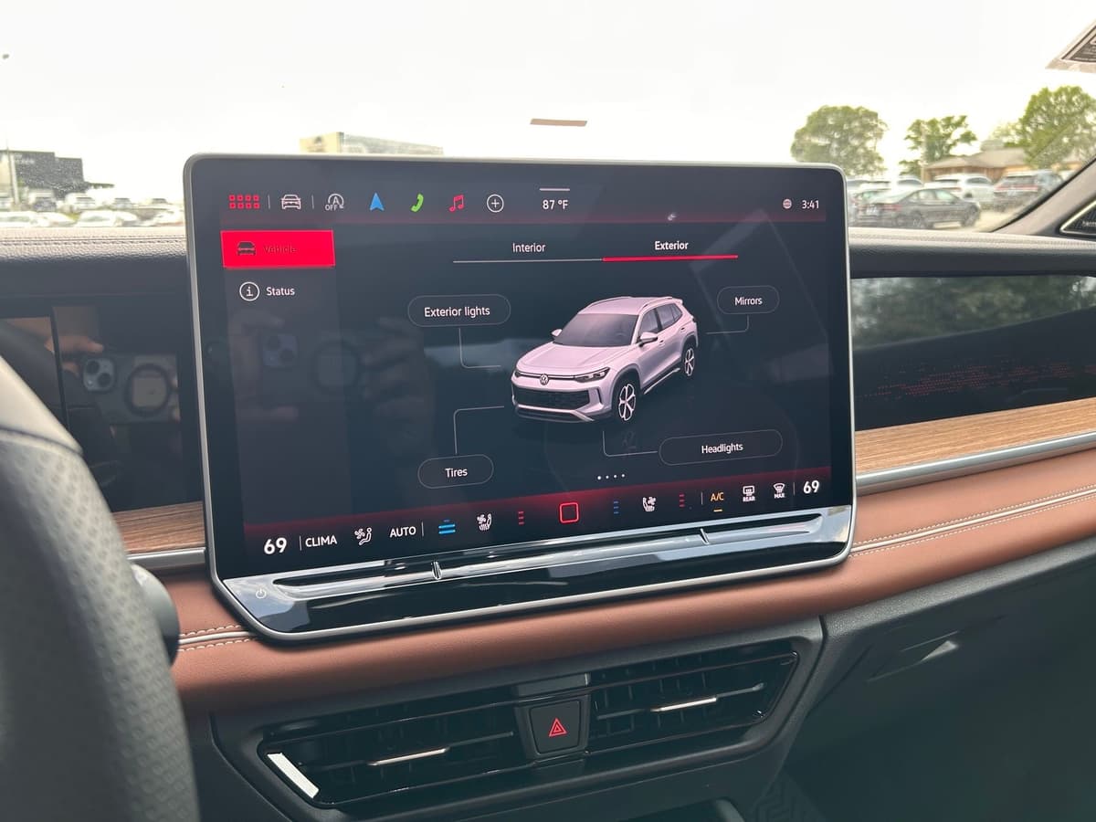 2026 Volkswagen Tiguan - Image 15