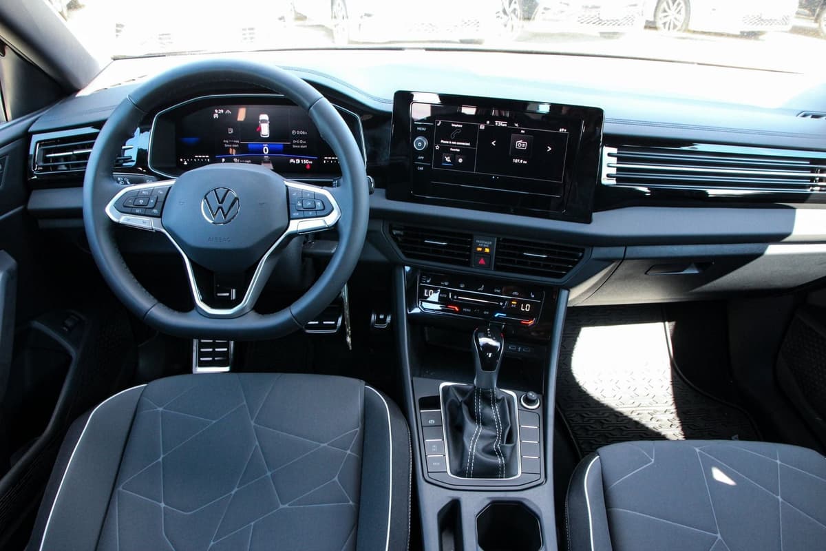 2026 Volkswagen Jetta - Image 23
