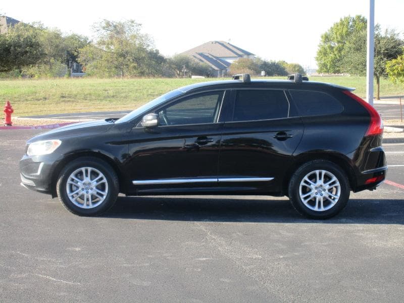 2016 Volvo XC60 - Image 3