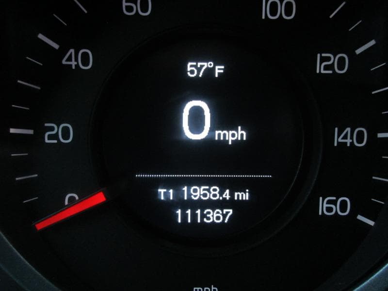 2016 Volvo XC60 - Image 12