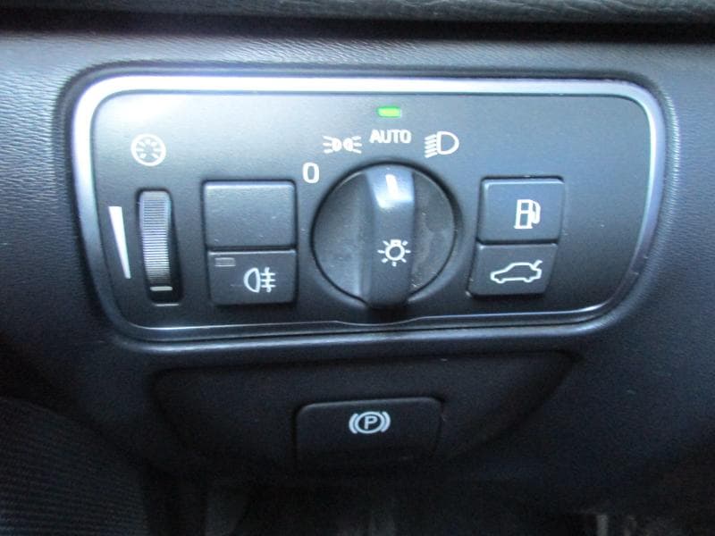 2016 Volvo XC60 - Image 21