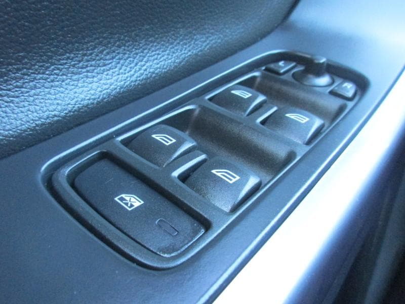 2016 Volvo XC60 - Image 22