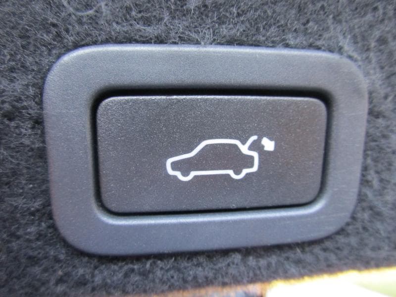 2016 Volvo XC60 - Image 41