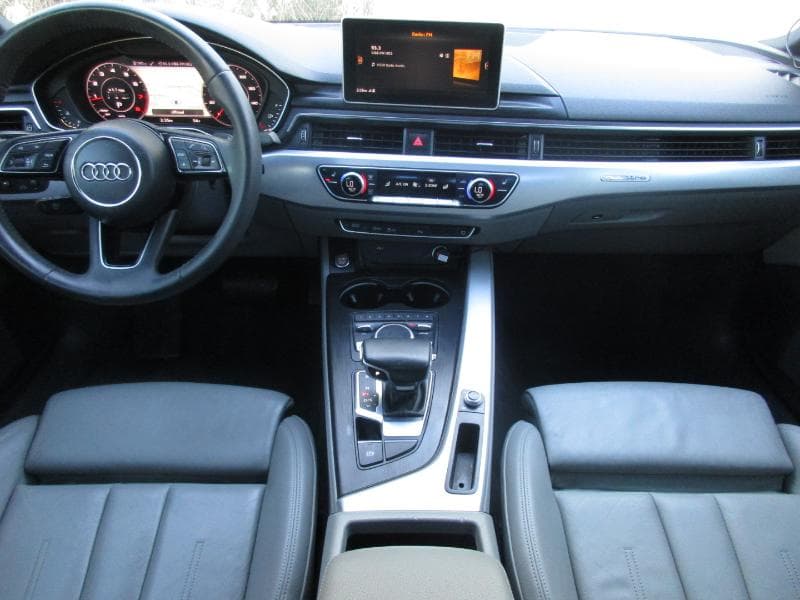 2018 AUDI A4 - Image 10