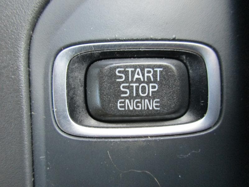 2015 Volvo XC60 - Image 20