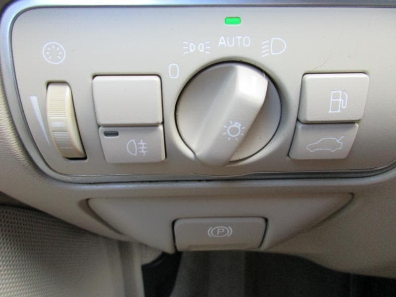 2015 Volvo XC60 - Image 24