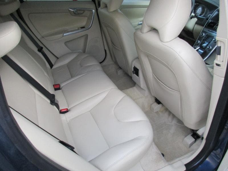 2015 Volvo XC60 - Image 33