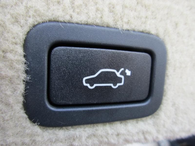 2015 Volvo XC60 - Image 41