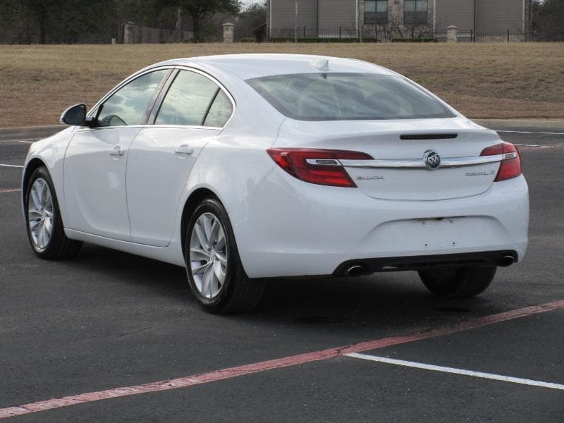 2016 Buick Regal - Image 7