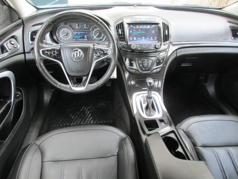 2016 Buick Regal - Image 8