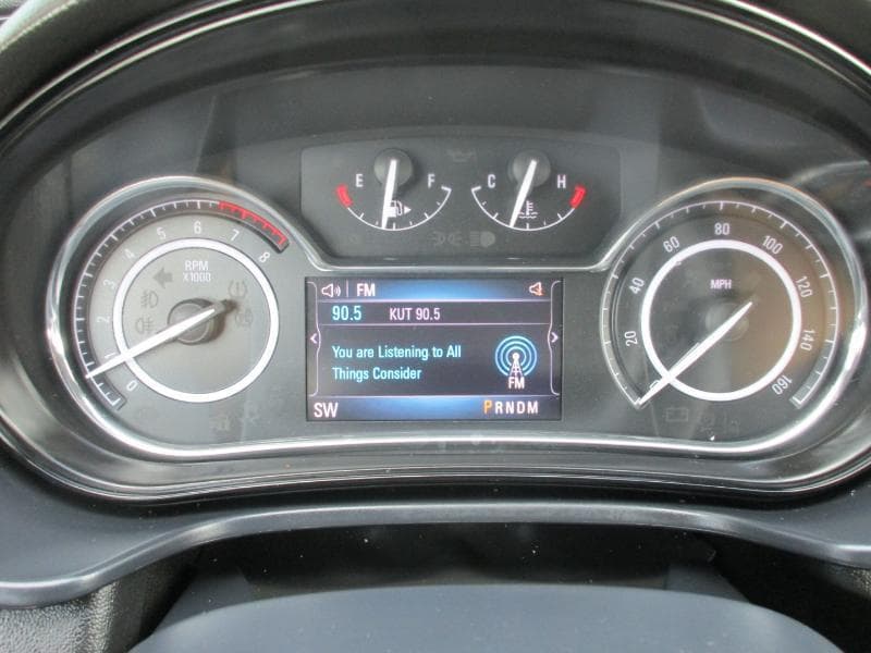 2016 Buick Regal - Image 11