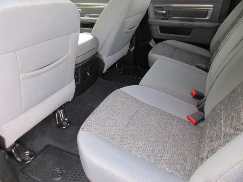 2019 Ram 1500 - Image 32