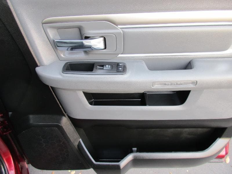 2019 Ram 1500 - Image 35