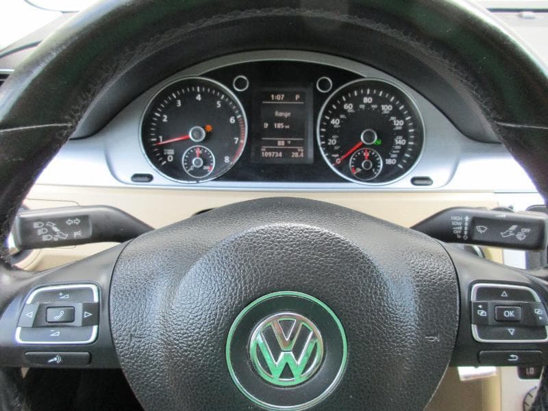 2014 VOLKSWAGEN CC - Image 10
