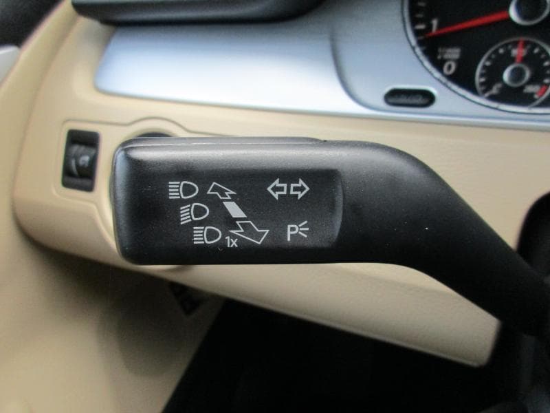 2014 VOLKSWAGEN CC - Image 16