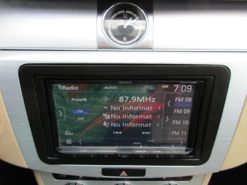 2014 VOLKSWAGEN CC - Image 22