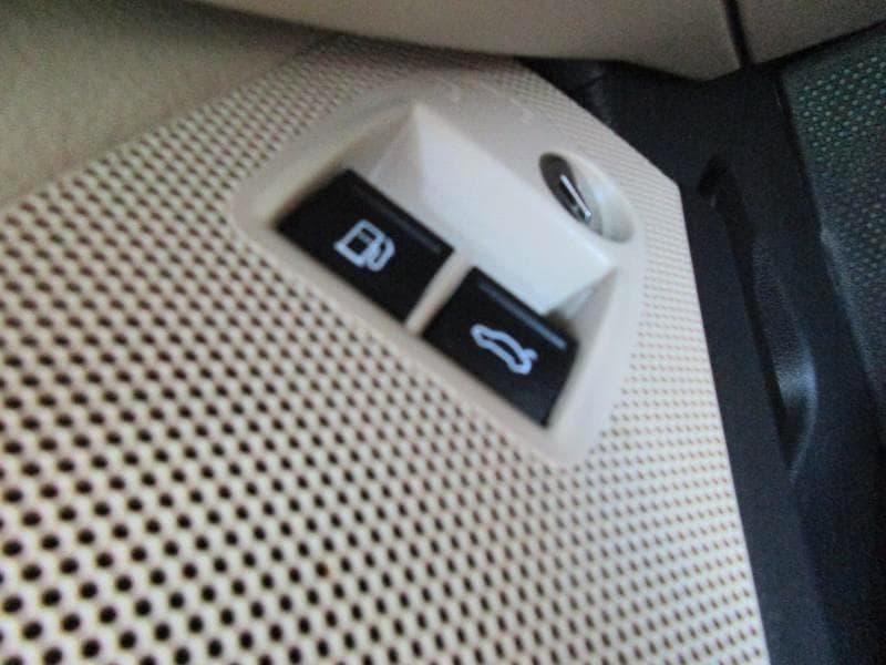 2014 VOLKSWAGEN CC - Image 27