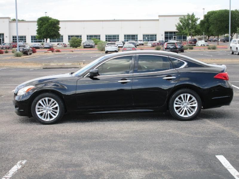 2012 INFINITI M37 - Image 2