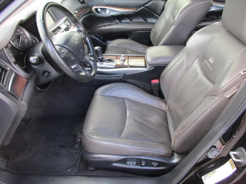 2012 INFINITI M37 - Image 27