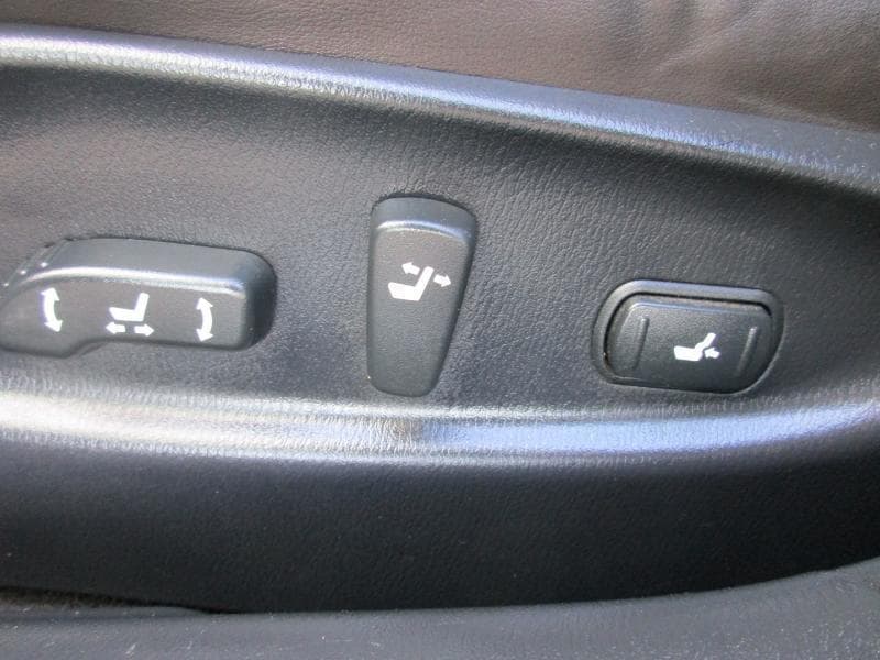 2012 INFINITI M37 - Image 28