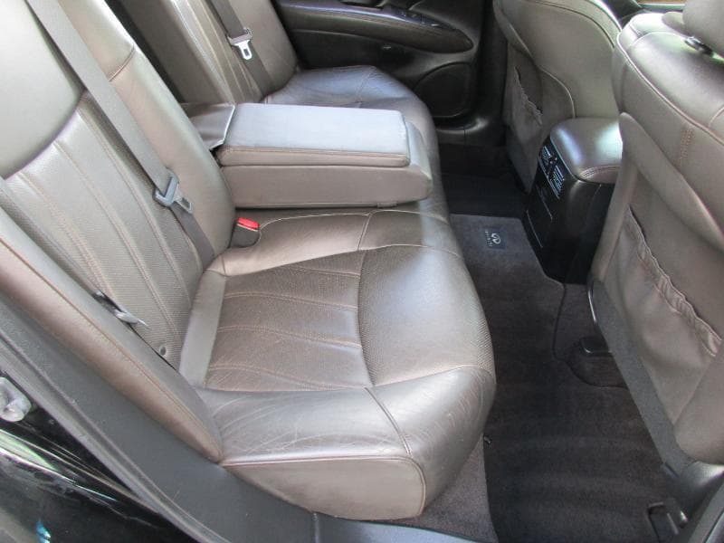 2012 INFINITI M37 - Image 32