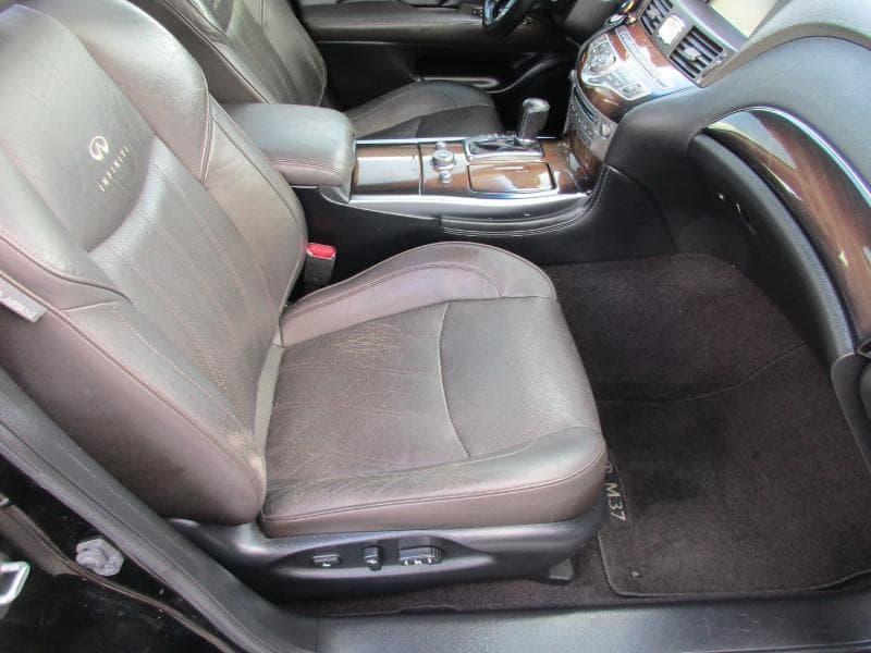 2012 INFINITI M37 - Image 33