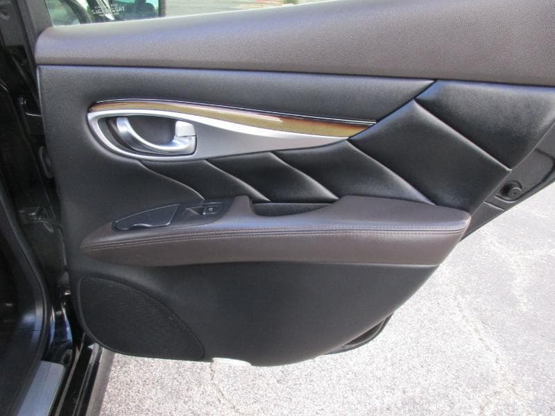 2012 INFINITI M37 - Image 38