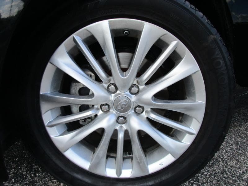 2012 INFINITI M37 - Image 42