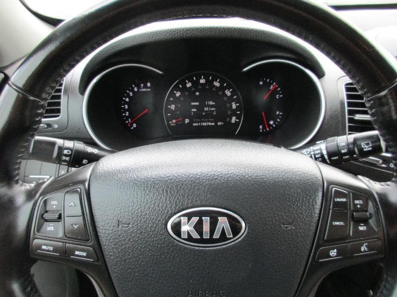 2014 KIA Sorento - Image 12