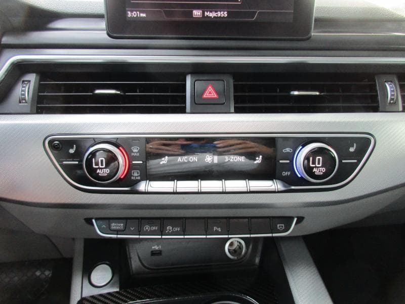2018 AUDI A4 - Image 17