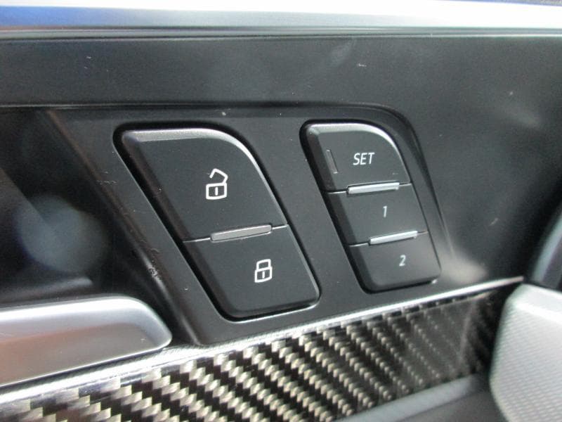 2018 AUDI A4 - Image 32