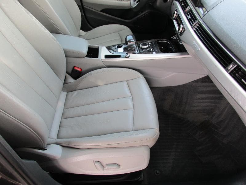 2018 AUDI A4 - Image 42