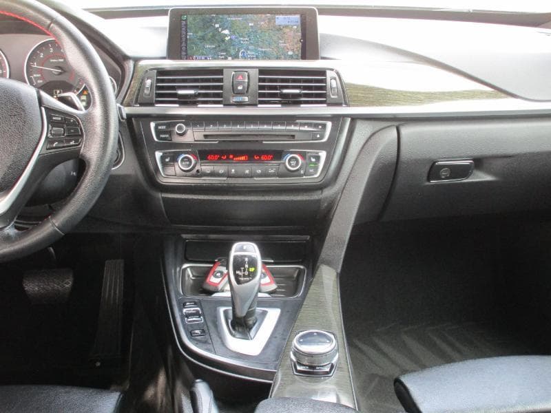 2014 BMW 3-Series - Image 10