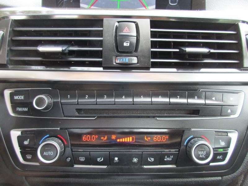 2014 BMW 3-Series - Image 18