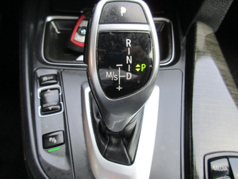 2014 BMW 3-Series - Image 24