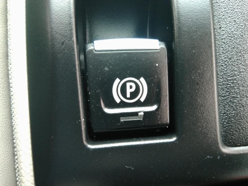 2014 BMW i3 - Image 19