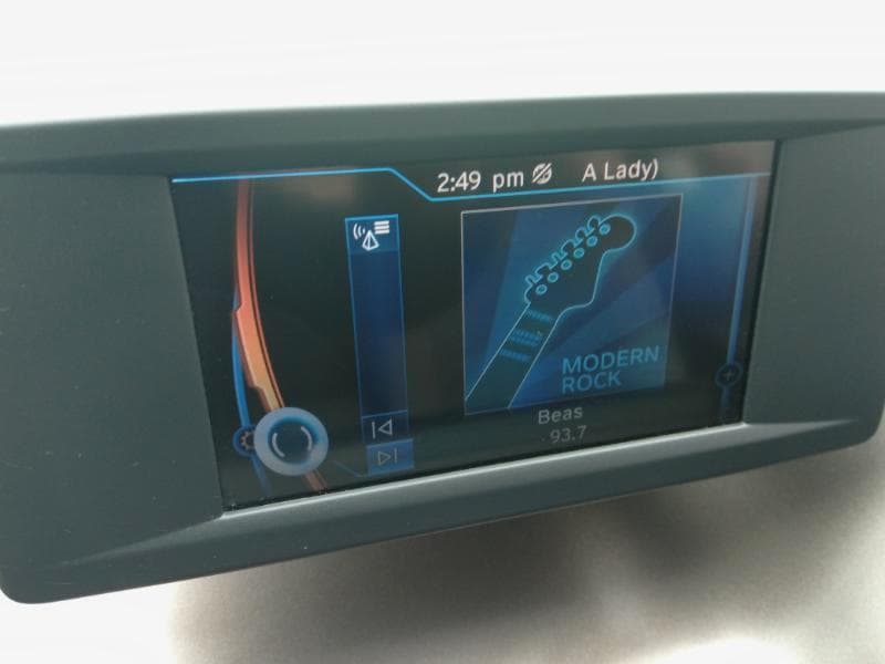 2014 BMW i3 - Image 22