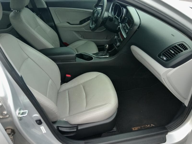 2014 KIA Optima - Image 32