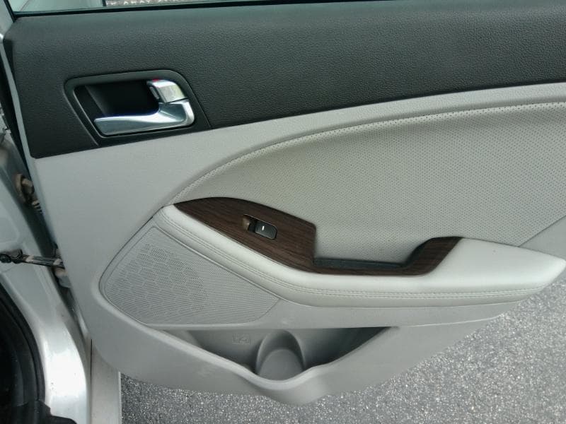 2014 KIA Optima - Image 34