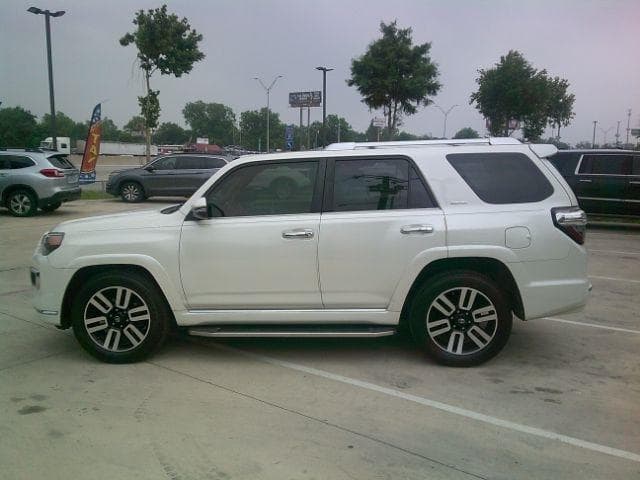 2018 Toyota 4Runner - Image 2