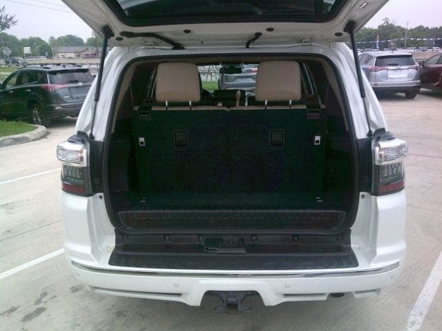 2018 Toyota 4Runner - Image 9