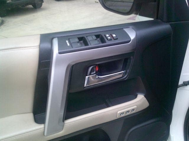 2018 Toyota 4Runner - Image 11