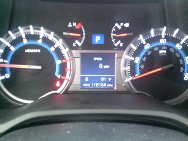 2018 Toyota 4Runner - Image 13