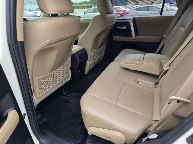 2018 TOYOTA 4Runner - Image 11