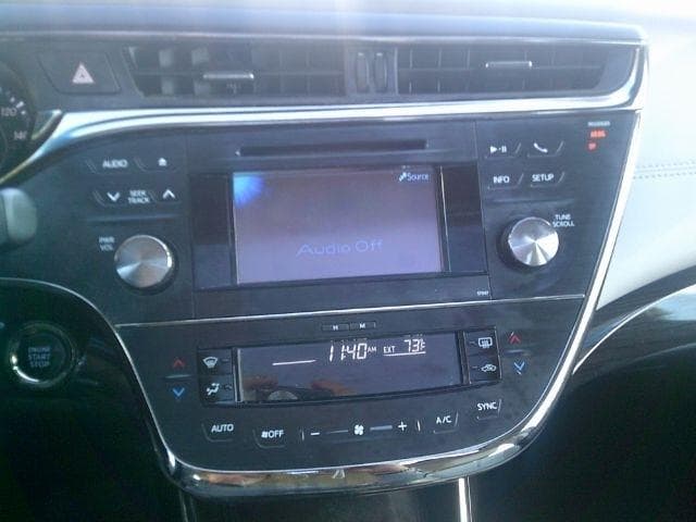 2013 TOYOTA Avalon - Image 15