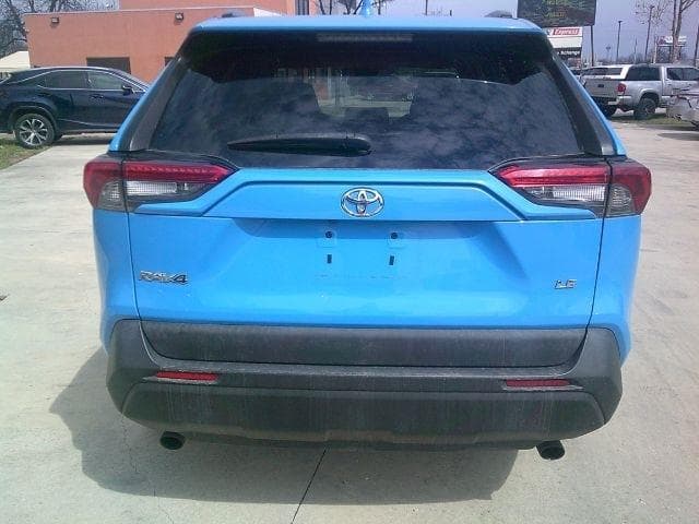 2019 Toyota RAV4 - Image 3